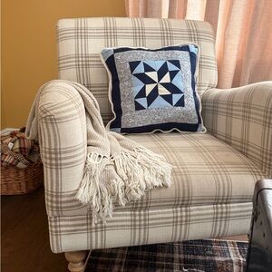 Sawtooth Patterned Pillow